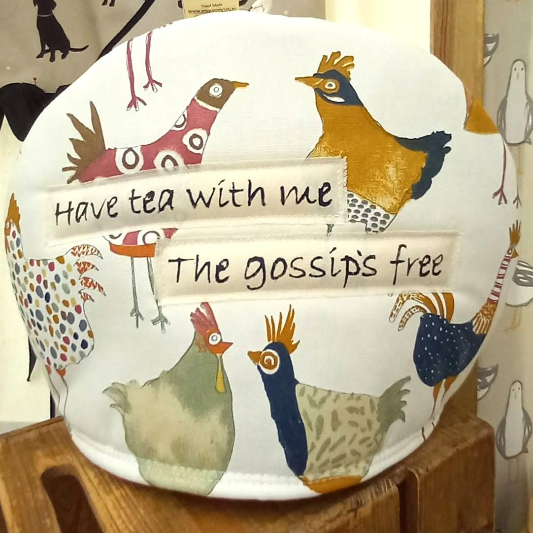 Small tea cosy