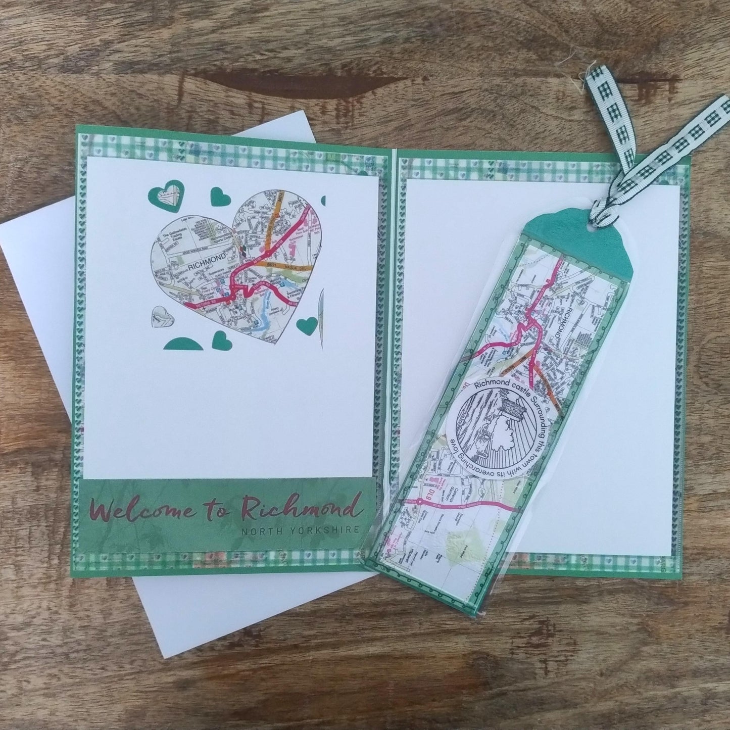 Bookmark collage card