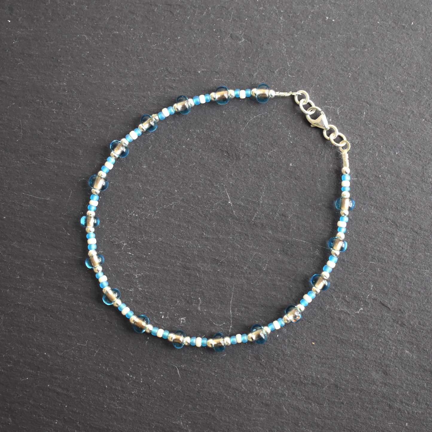Hawaii blue & white bracelet