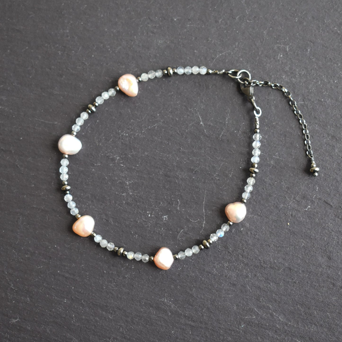 Freshwater pearl and Labradorite gemstone bracelet
