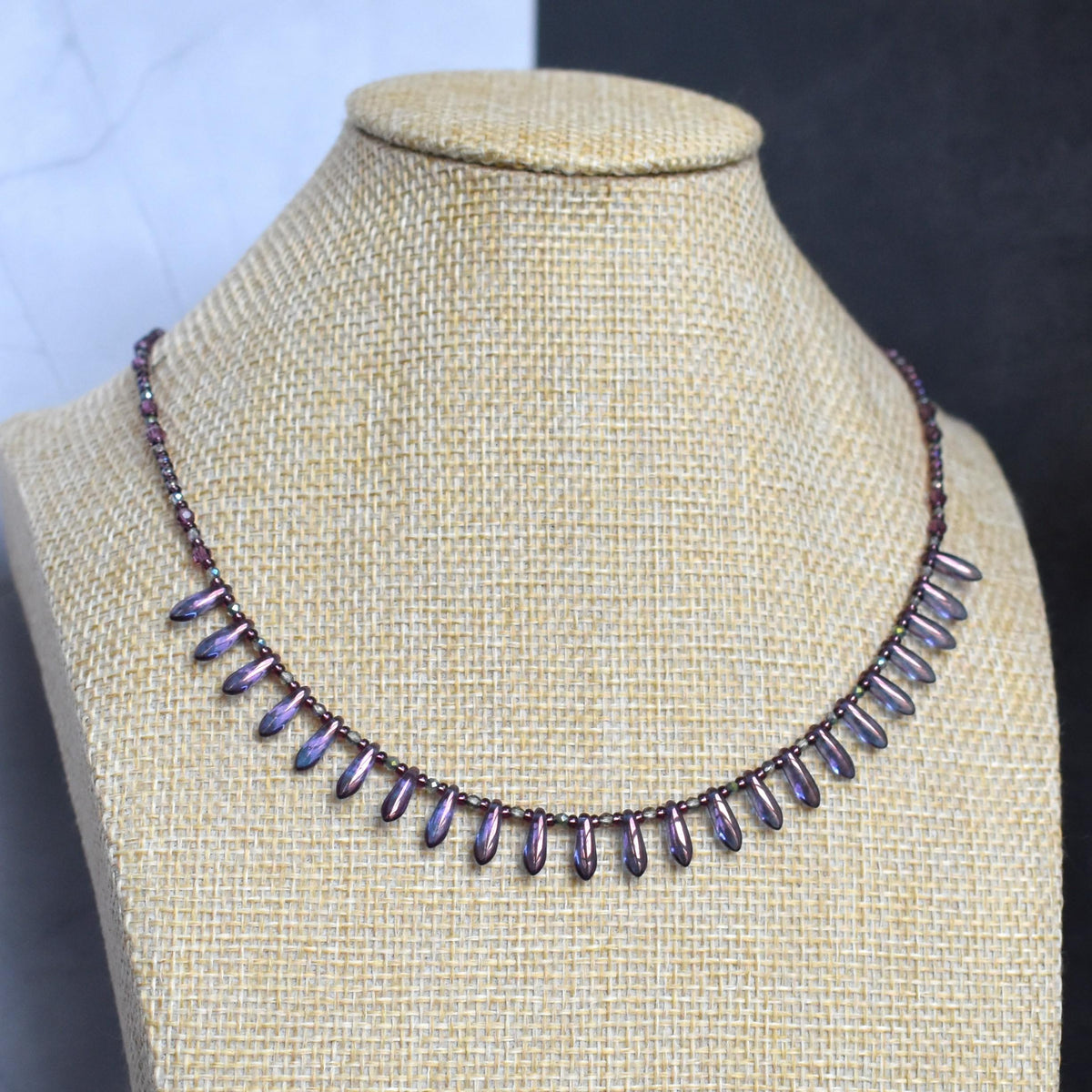 Dagger bead necklace