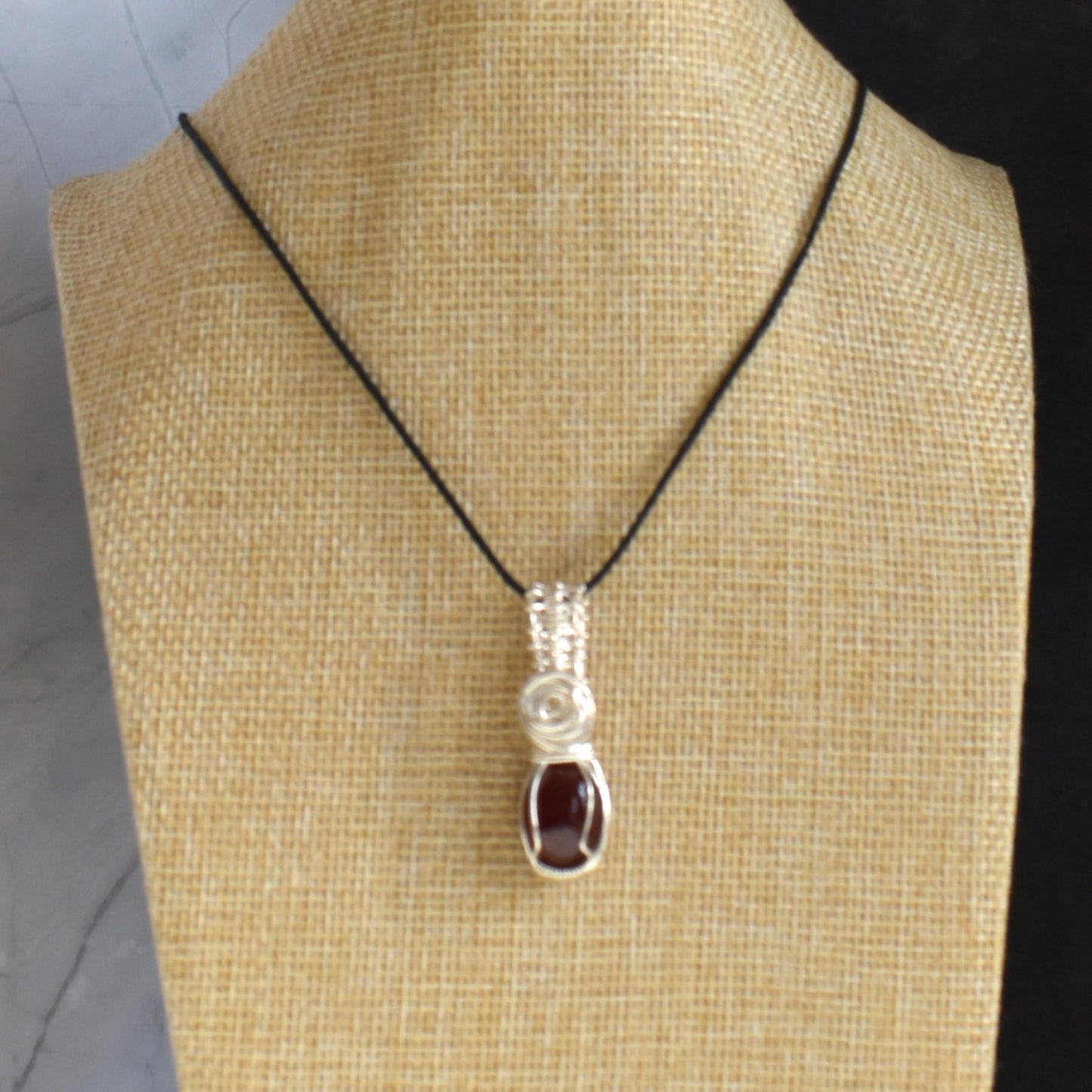 Silver wire necklace with Red Garnet