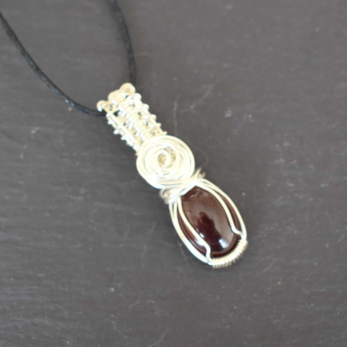 Silver wire necklace with Red Garnet