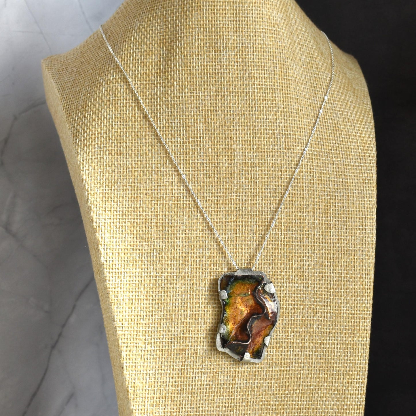 Golden foldform rectangular copper pendant necklace