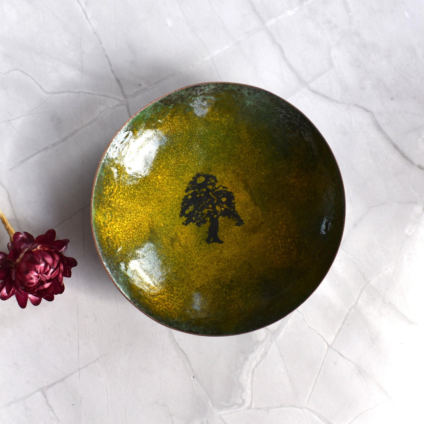 Large enamelled copper round dish